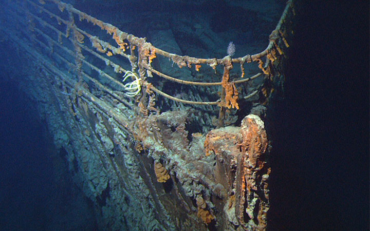 Harmony of the seas Vs Titanic – Corporate Film Makers